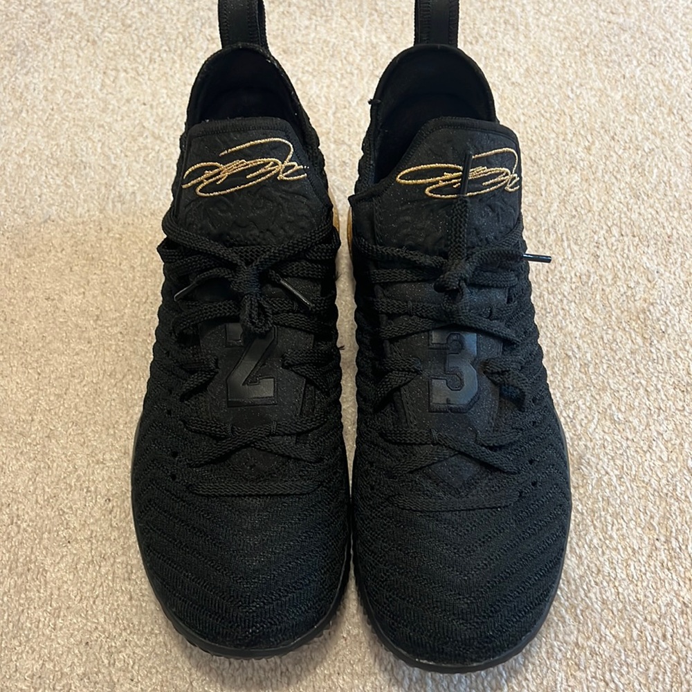 Nike LeBron 16 XVI I'm King Black Metallic Gold Size 11